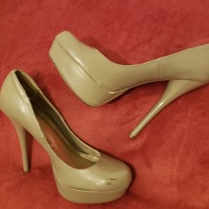 Heart in D  - Taupe platform heels for women